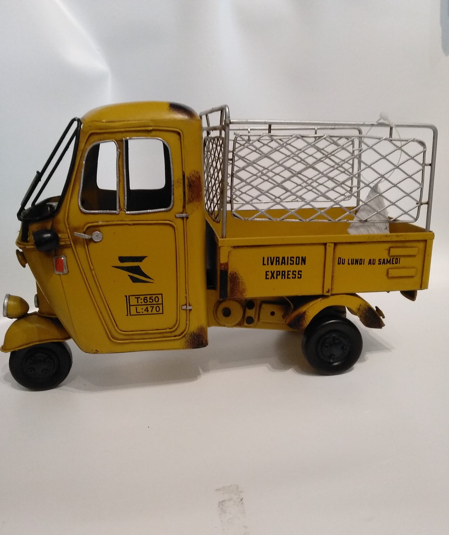 Miniature Triporteur La Poste – Métal Jaune